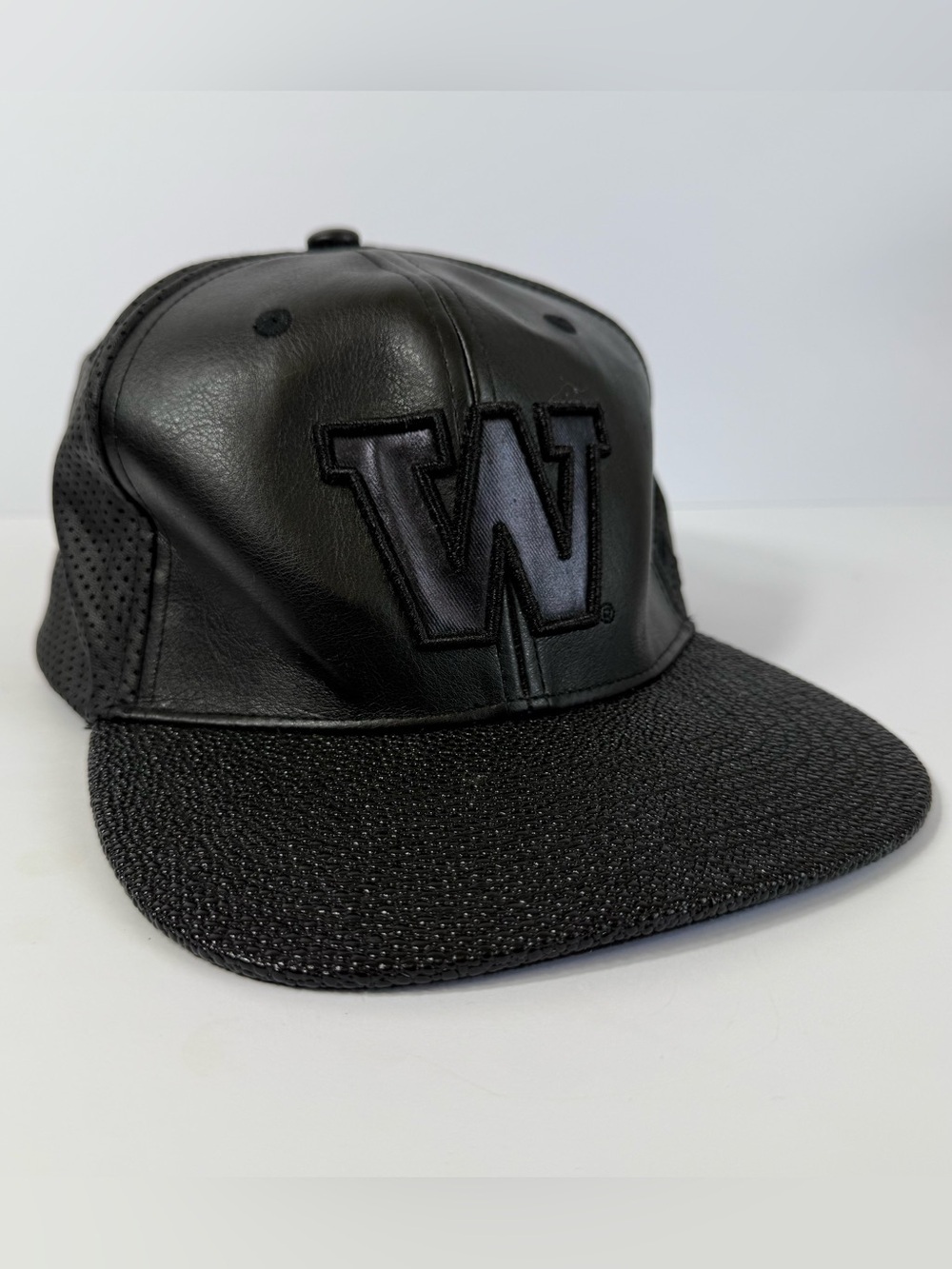 Zephyr Blackout Faux Leather 'W' Snapback Hat | Pebbled Stingray Brim